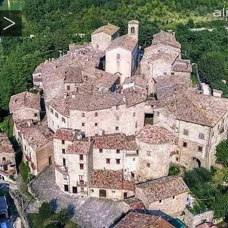 Casa In Borgo Medievale In Toscana Holiday home