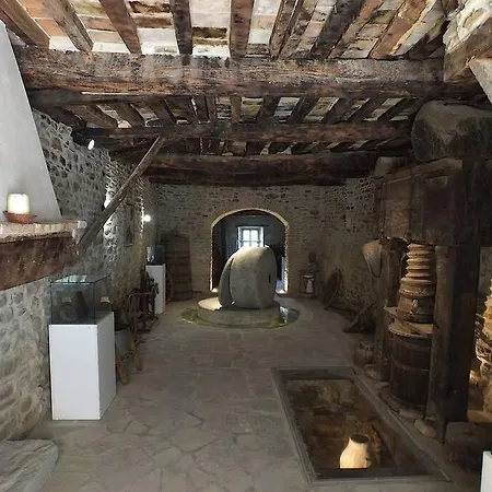 Casa In Borgo Medievale In Toscana *